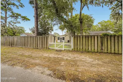 2907 Waters Edge Court E, Beaufort, SC 29902 - Photo 33
