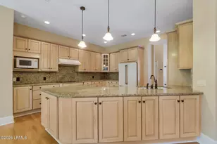 35 Greenwood Dr, Bluffton, SC 29910 - Photo 13