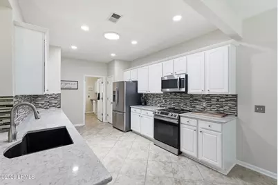 56 Candle Light Lane, Bluffton, SC 29909 - Photo 5