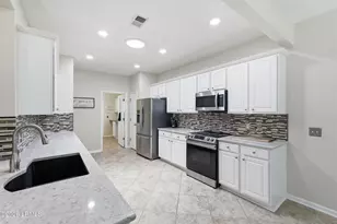 56 Candlelight Ln, Bluffton, SC 29909 - Photo 5