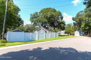2724 Oaklawn Ave, Beaufort, SC 29902 - Photo 27