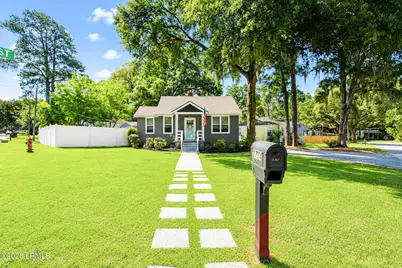 2724 Oaklawn Avenue, Beaufort, SC 29902 - Photo 1