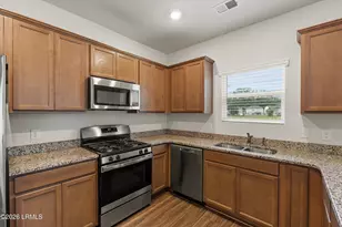 46 Cedarwood St, Beaufort, SC 29906 - Photo 1