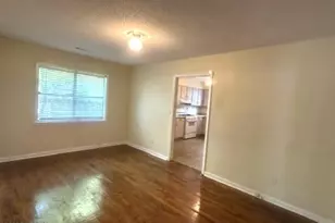 1006 Duke St, Beaufort, SC 29902 - Photo 3
