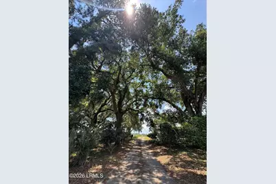 418 Broad River Drive, Beaufort, SC 29906 - Photo 9