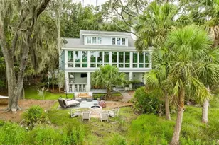229 De La Gaye Point, Beaufort, SC 29902 - Photo 3