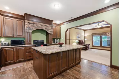25 Billy Hill Road, Beaufort, SC 29906 - Photo 15