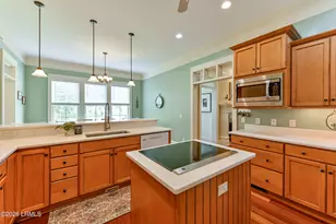 154 Coosaw Club Dr, Beaufort, SC 29907 - Photo 11