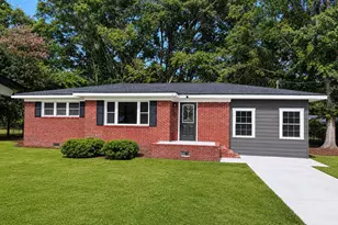 399 Byrd Street S, Fairfax, SC 29827 - Photo 1
