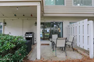 15 Deallyon Ave, Hilton Head, SC 29928 - Photo 23