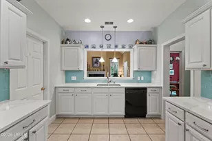 47 Thomas Sumter St, Beaufort, SC 29907 - Photo 9