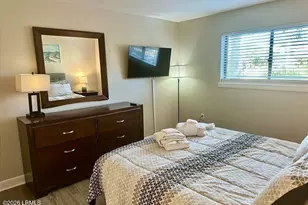 663 William Hilton Pkwy, Hilton Head Island, SC 29928 - Photo 21