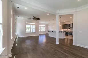 327 Fort Sullivan Dr, Ridgeland, SC 29936 - Photo 9