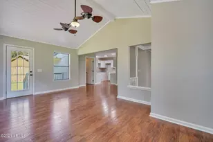 24 Chesterfield Lake Dr, Beaufort, SC 29906 - Photo 13