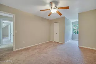 24 Chesterfield Lake Dr, Beaufort, SC 29906 - Photo 15