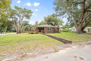4000 Joann St, Beaufort, SC 29906 - Photo 7