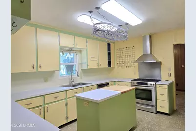 1403 Newcastle Street, Beaufort, SC 29902 - Photo 7