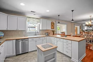 373 Pike Dr, Ladys Island, SC 29920 - Photo 15