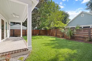 608 Pilot St, Beaufort, SC 29902 - Photo 51