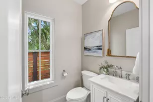 608 Pilot St, Beaufort, SC 29902 - Photo 11