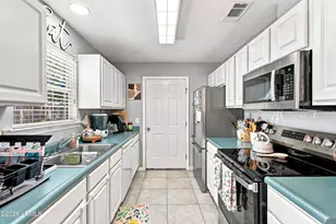 77 Pelican Cir, Beaufort, SC 29906 - Photo 13