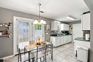 77 Pelican Cir, Beaufort, SC 29906 - Photo 11