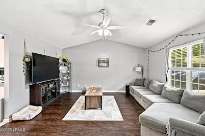 77 Pelican Circle, Beaufort, SC 29906 - Photo 5