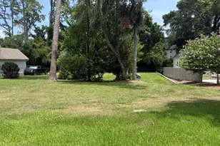 513 Water St, Beaufort, SC 29902 - Photo 1