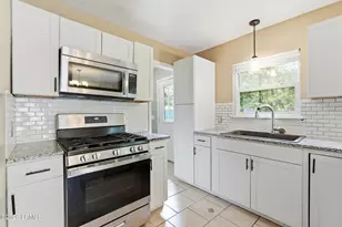 195 Bay Pines Rd, Beaufort, SC 29906 - Photo 11