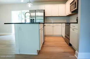 9 Burlington Cir, Beaufort, SC 29906 - Photo 9