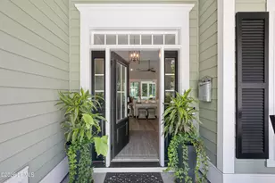 33 Driftwood Ct W, Bluffton, SC 29910 - Photo 3