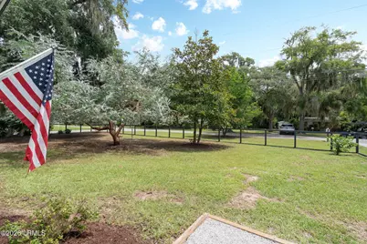1611 Madrid Avenue, Port Royal, SC 29935 - Photo 17