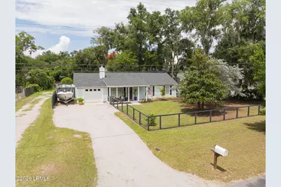 1611 Madrid Avenue, Port Royal, SC 29935 - Photo 9
