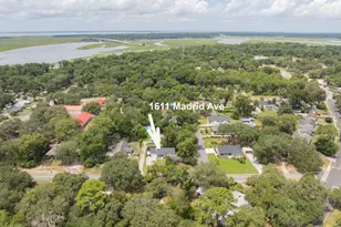 1611 Madrid Ave, Port Royal, SC 29935 - Photo 11