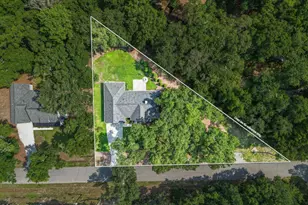 24 Alumni Rd, Beaufort, SC 29907 - Photo 3