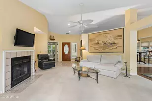 228 Whiteoaks Cir, Bluffton, SC 29910 - Photo 9
