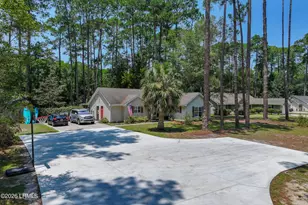 495 Sams Point Rd, Beaufort, SC 29907 - Photo 3