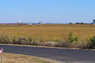 121 Harbour Key Dr, Saint Helena Island, SC 29920 - Photo 17
