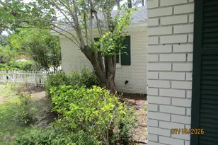 383 W Carolina Ave, Varnville, SC 29944 - Photo 7