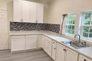 212 Keene Ave, Estill, SC 29918 - Photo 9