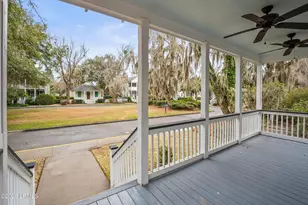 2677 Broad St, Beaufort, SC 29902 - Photo 5