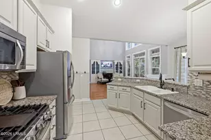 21 Sea Island Dr, Bluffton, SC 29910 - Photo 17