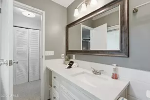 90 Gloucester Rd, Hilton Head Island, SC 29928 - Photo 19