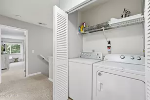 90 Gloucester Rd, Hilton Head Island, SC 29928 - Photo 15