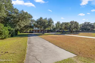 136 Retreat Plantation, Beaufort, SC 29902 - Photo 3