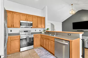 2204 Blakers Blvd, Bluffton, SC 29909 - Photo 9