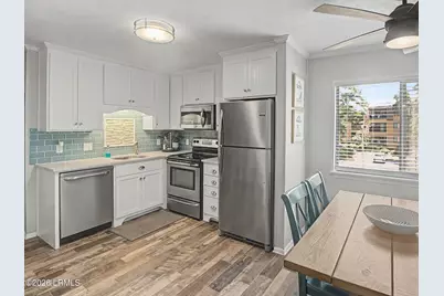 40 Folly Field Road #D9, Hilton Head Island, SC 29928 - Photo 5