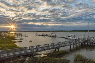 402 Island Cir E, Saint Helena Island, SC 29920 - Photo 45