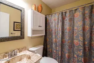 45 Folly Field Rd, Hilton Head, SC 29928 - Photo 15