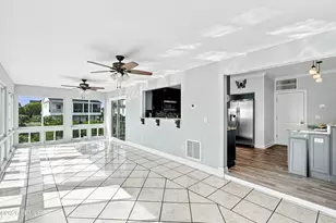 8 Windjammer Ln, Harbor Island, SC 29920 - Photo 19